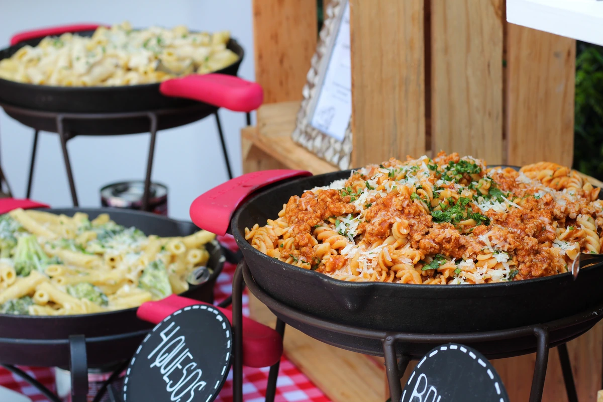 Barra de pastas como complemento del servicio de pizzas